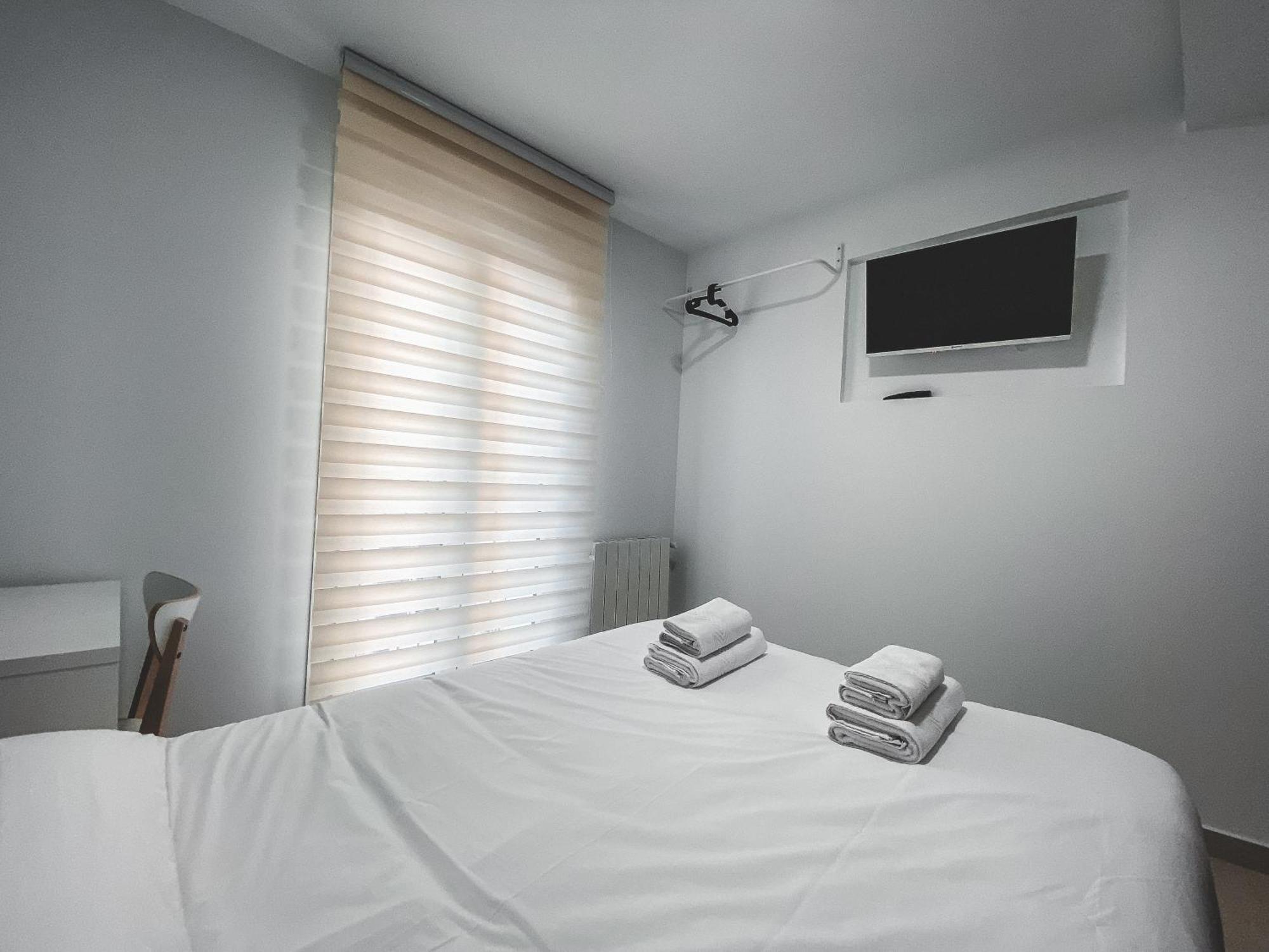 Casa San Juan - Habitaciones Privadas Logroño Eksteriør billede